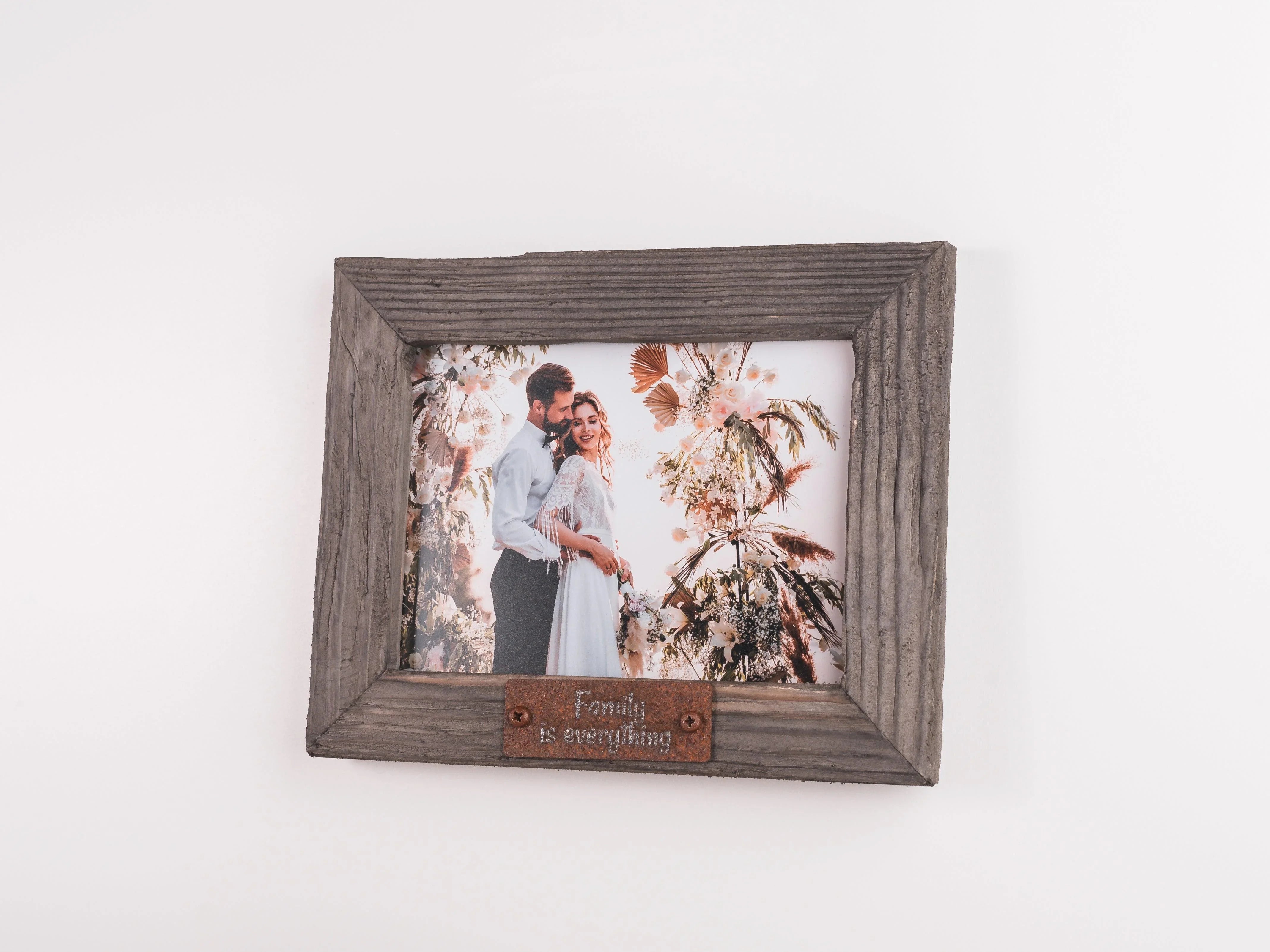 Rustic Barn Wood Picture Frame - The Frame Depot