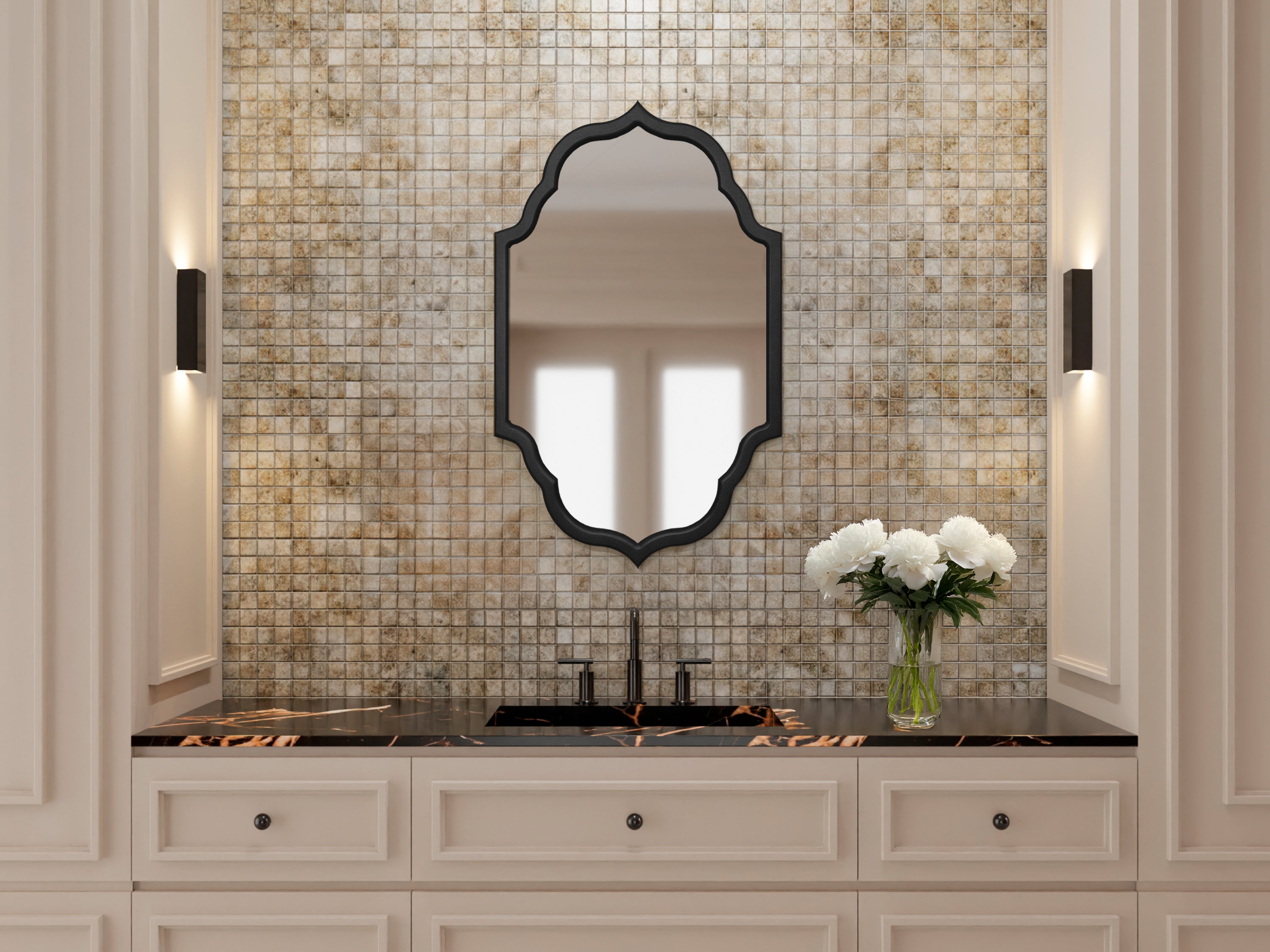 Gewölbter marokkanischer Wandspiegel