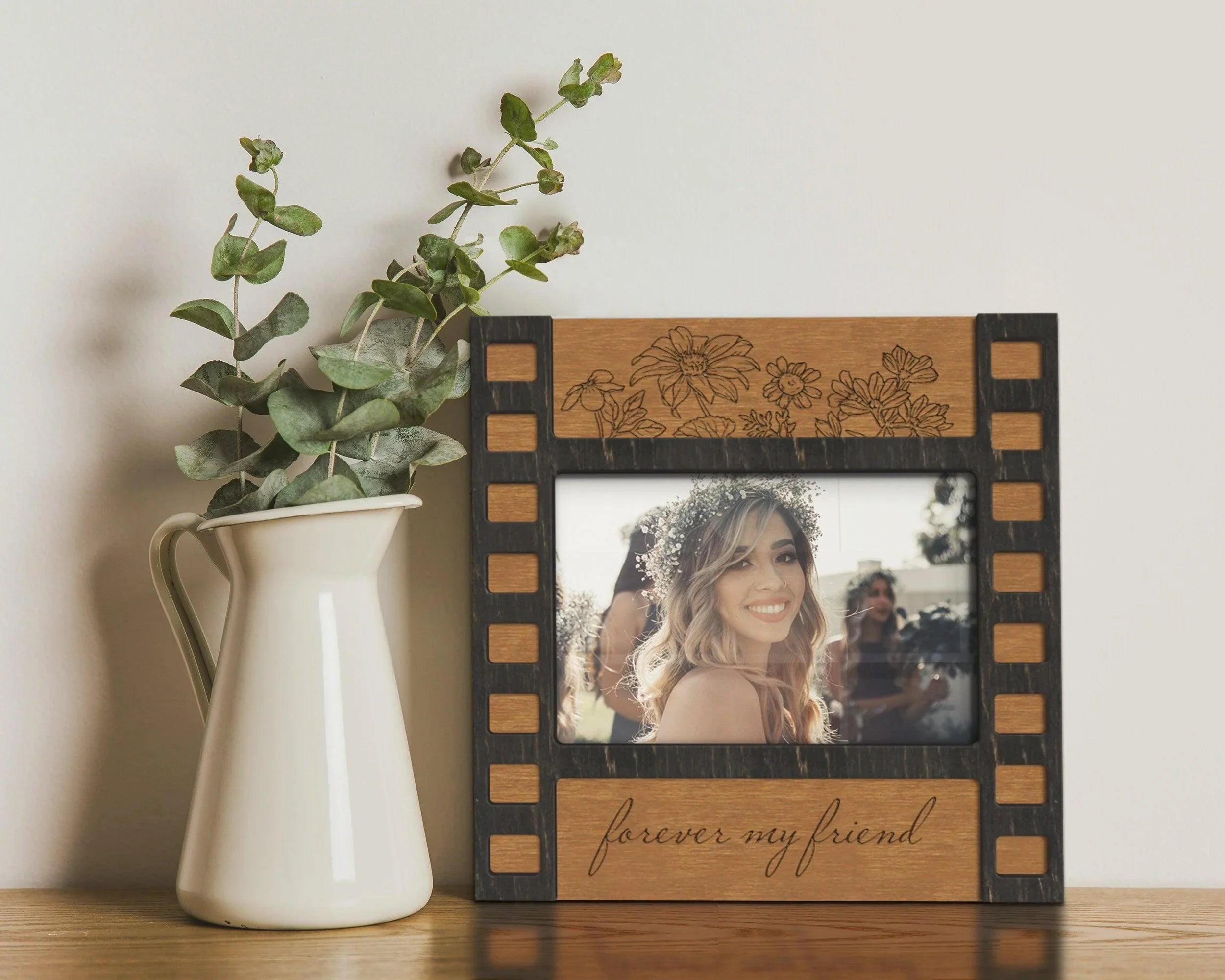 Floral Wooden Photo Frame | Engraved Forever My Friend Sign - The Frame Depot