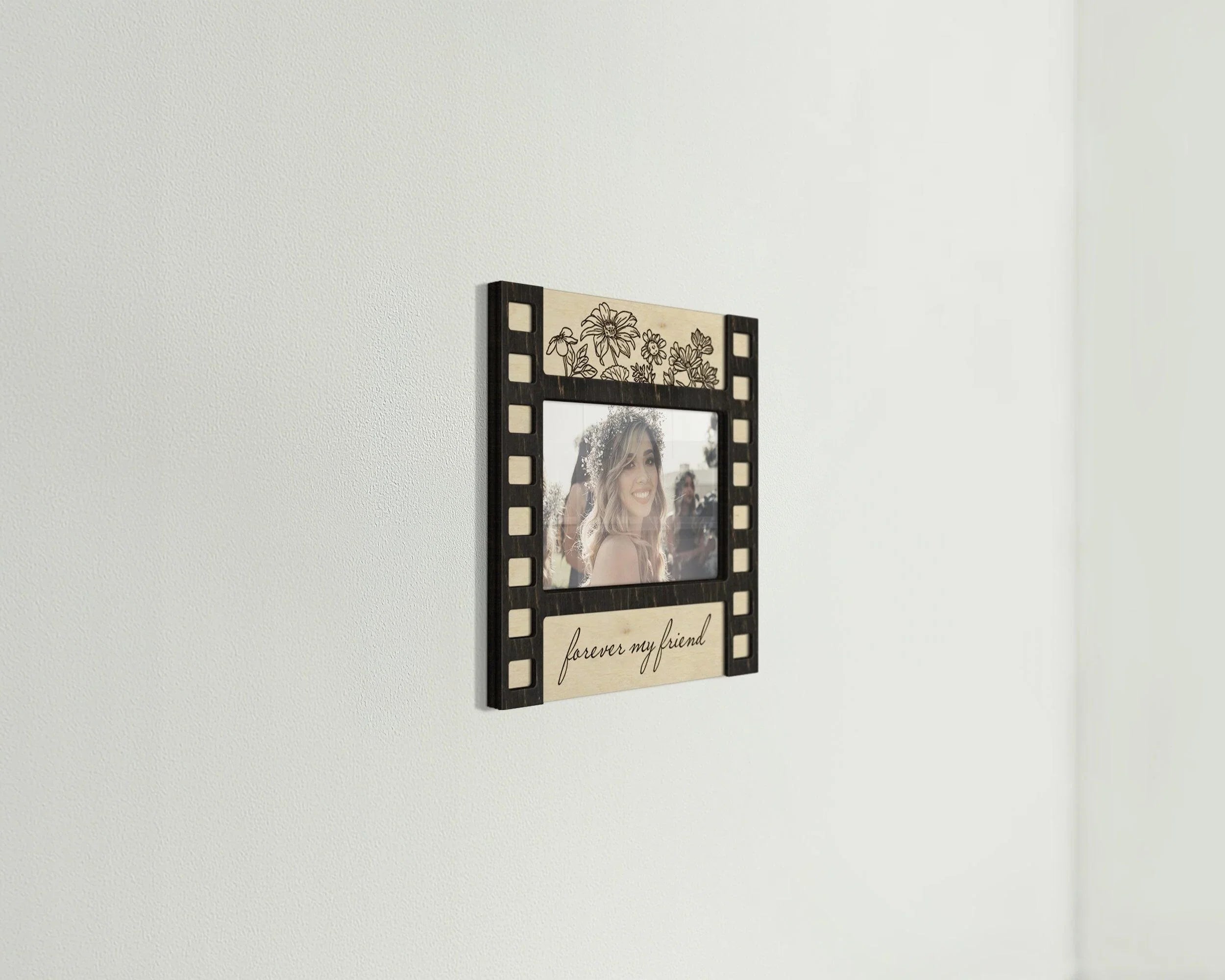 Floral Wooden Photo Frame | Engraved Forever My Friend Sign - The Frame Depot