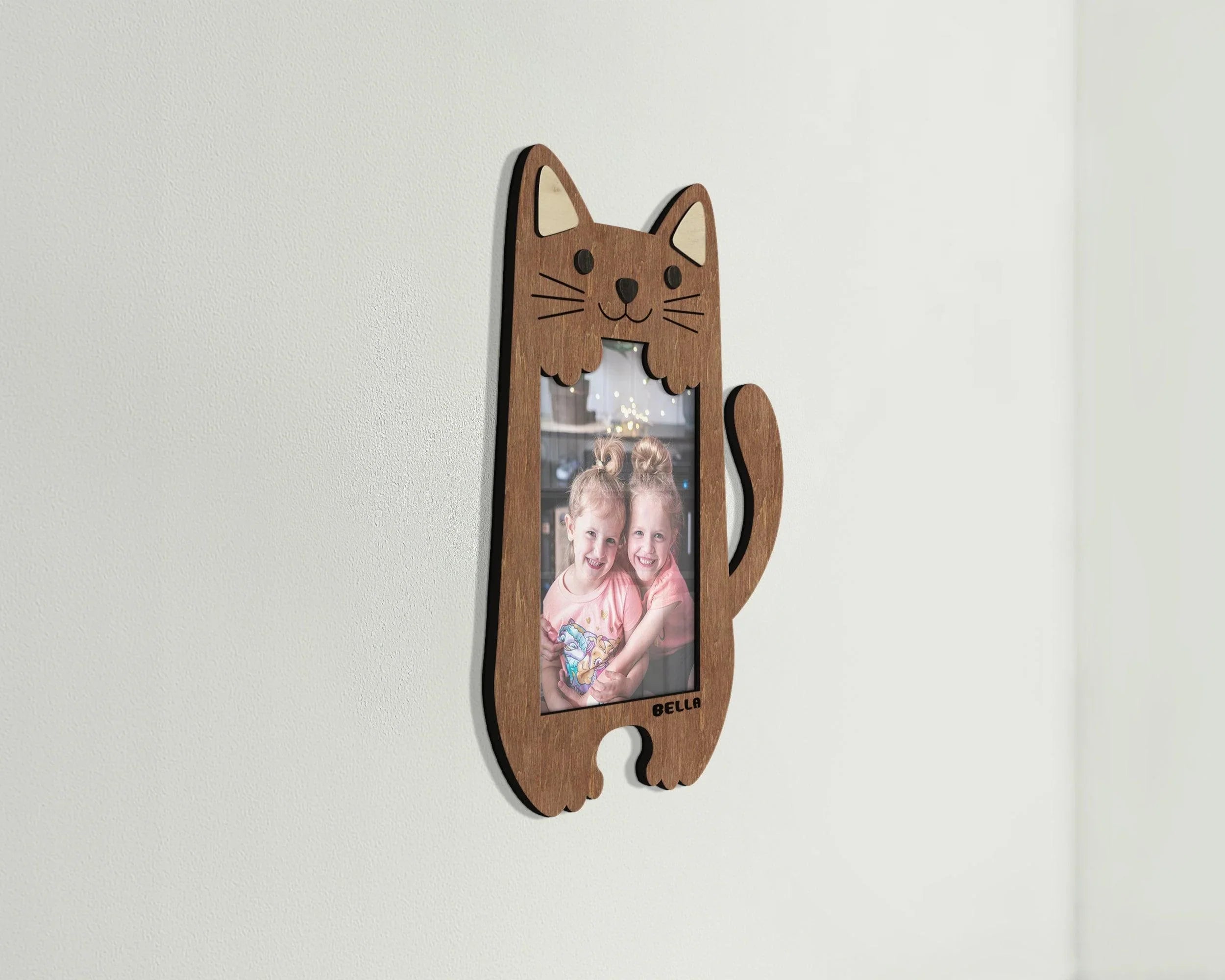 Personalized cat shaped photo frame Custom color nursery decor Wooden kids room decor Custom name birthday picture frame Small 4x6 photo - The Frame Depot