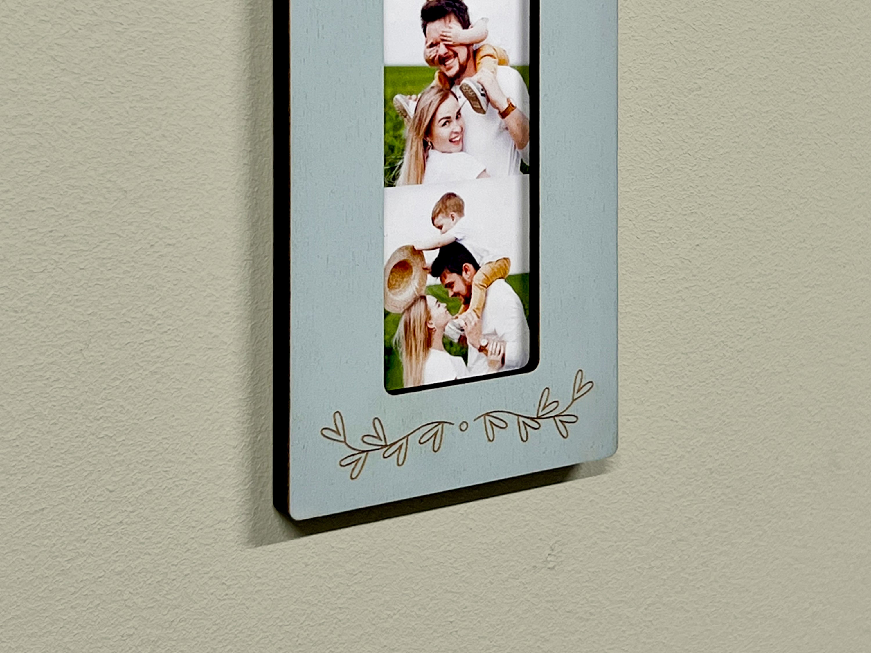 Photo Booth Strip Frame | Magnetic 2x6 Photo Display