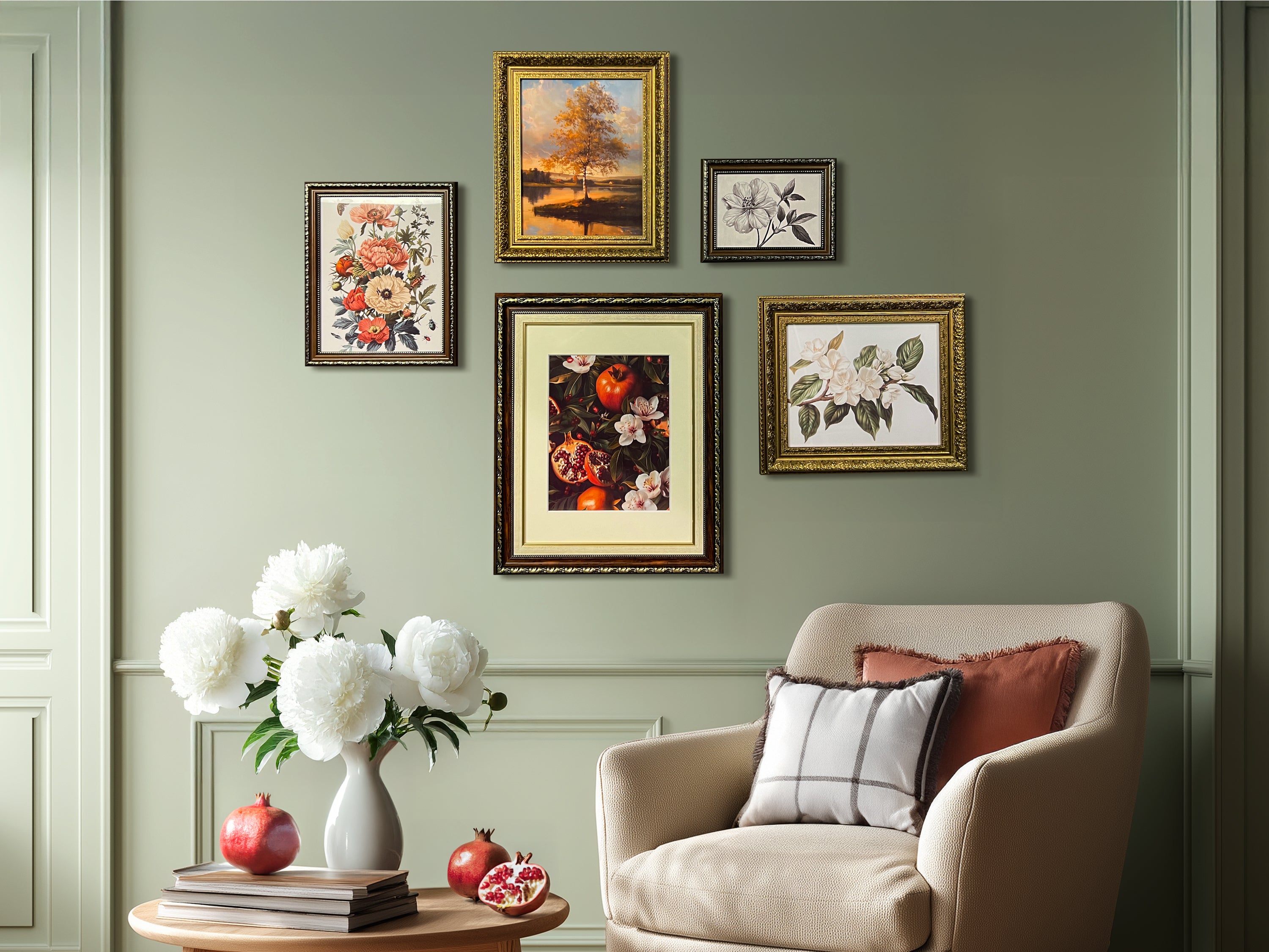 Majesty Vintage Small Set - Gallery Wall Frames