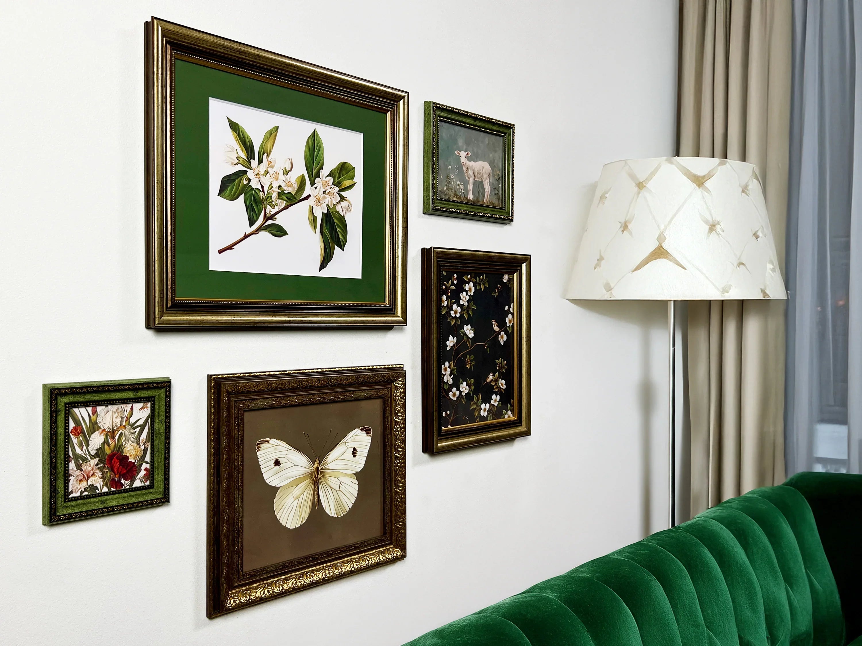 Regalia Vintage Small Set - Gallery Wall Frames