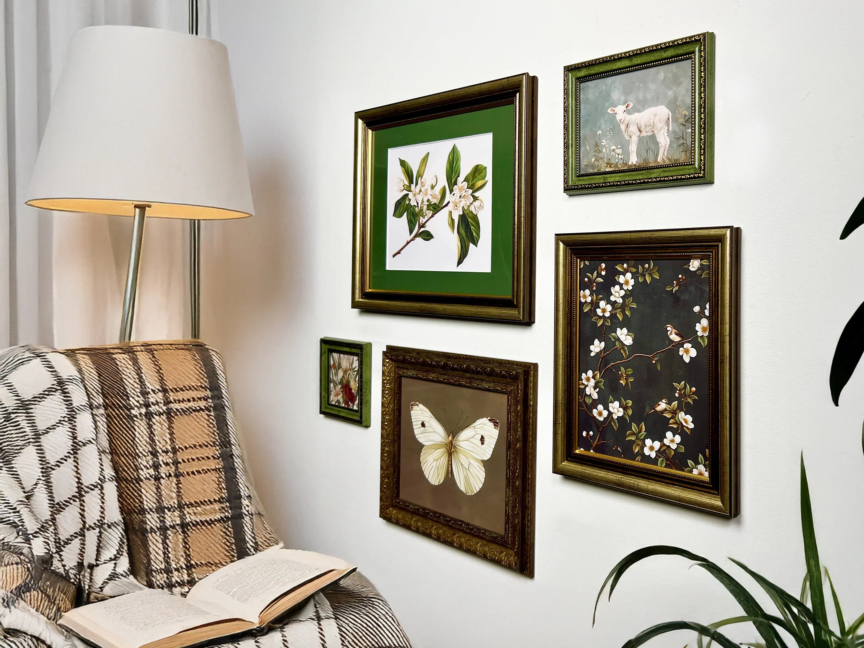 Regalia Vintage Small Set - Gallery Wall Frames