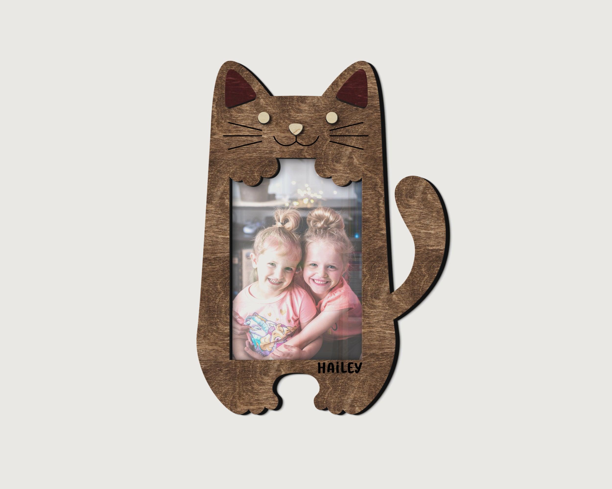 Personalized cat shaped photo frame Custom color nursery decor Wooden kids room decor Custom name birthday picture frame Small 4x6 photo