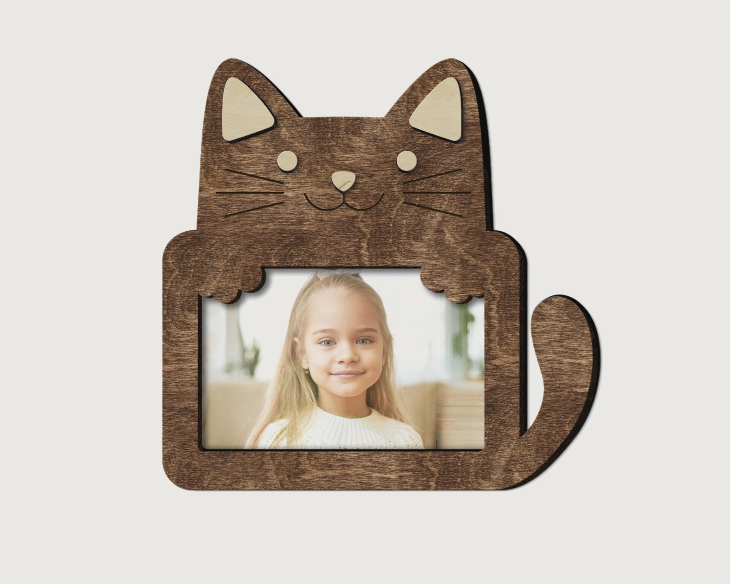 Personalized cat photo frame Custom color 4x6 photo frame Black cat decor Nursery wall decor Wooden kids room decor First birthday gift