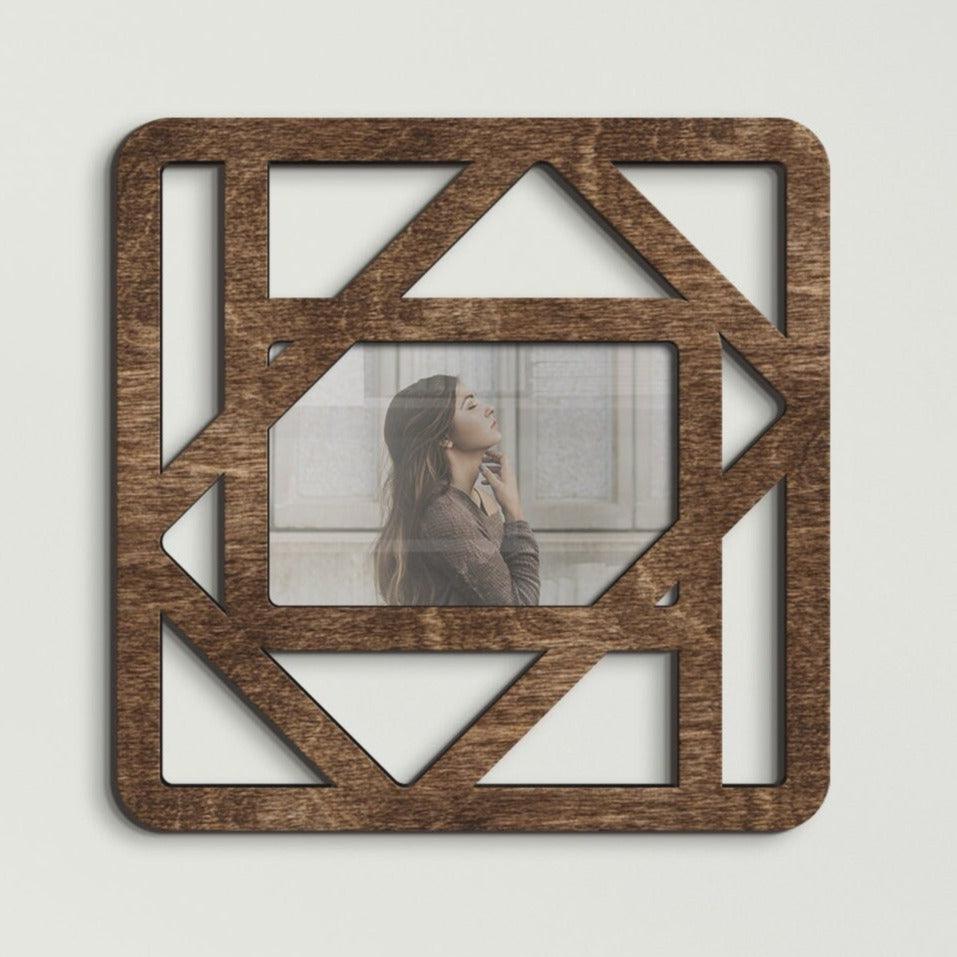 Engraved tilted picture frame Modern style 4x6 frame Thin photo frame Rustic oak wall decor Small 4x6 photo frame Sleek square mini frame