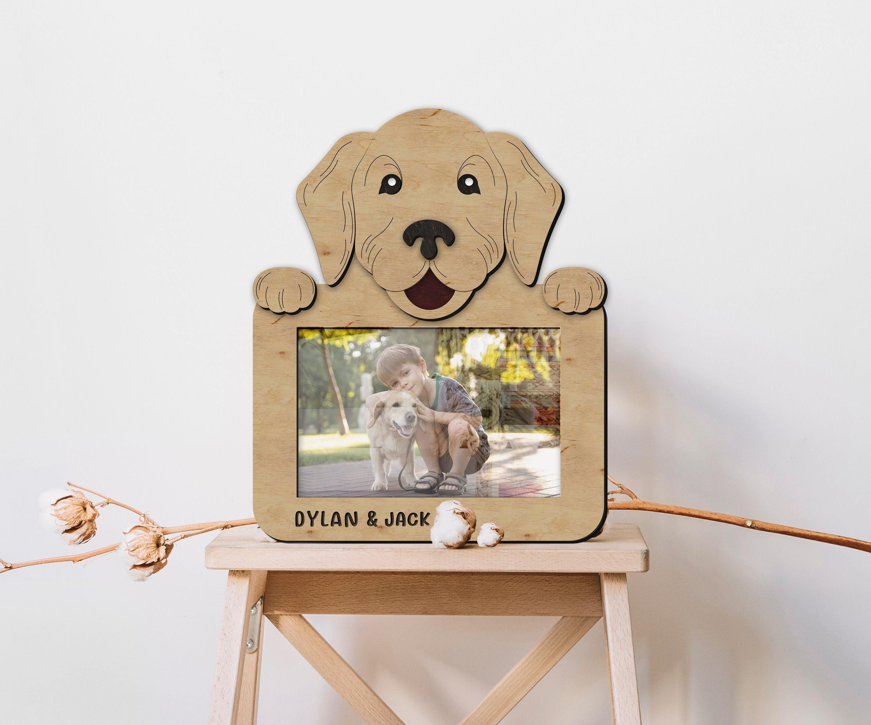 Custom Golden Retriever frame Personalized home decor for dog moms Unique present for Pet lovers Pet themed decor for living room or nursery