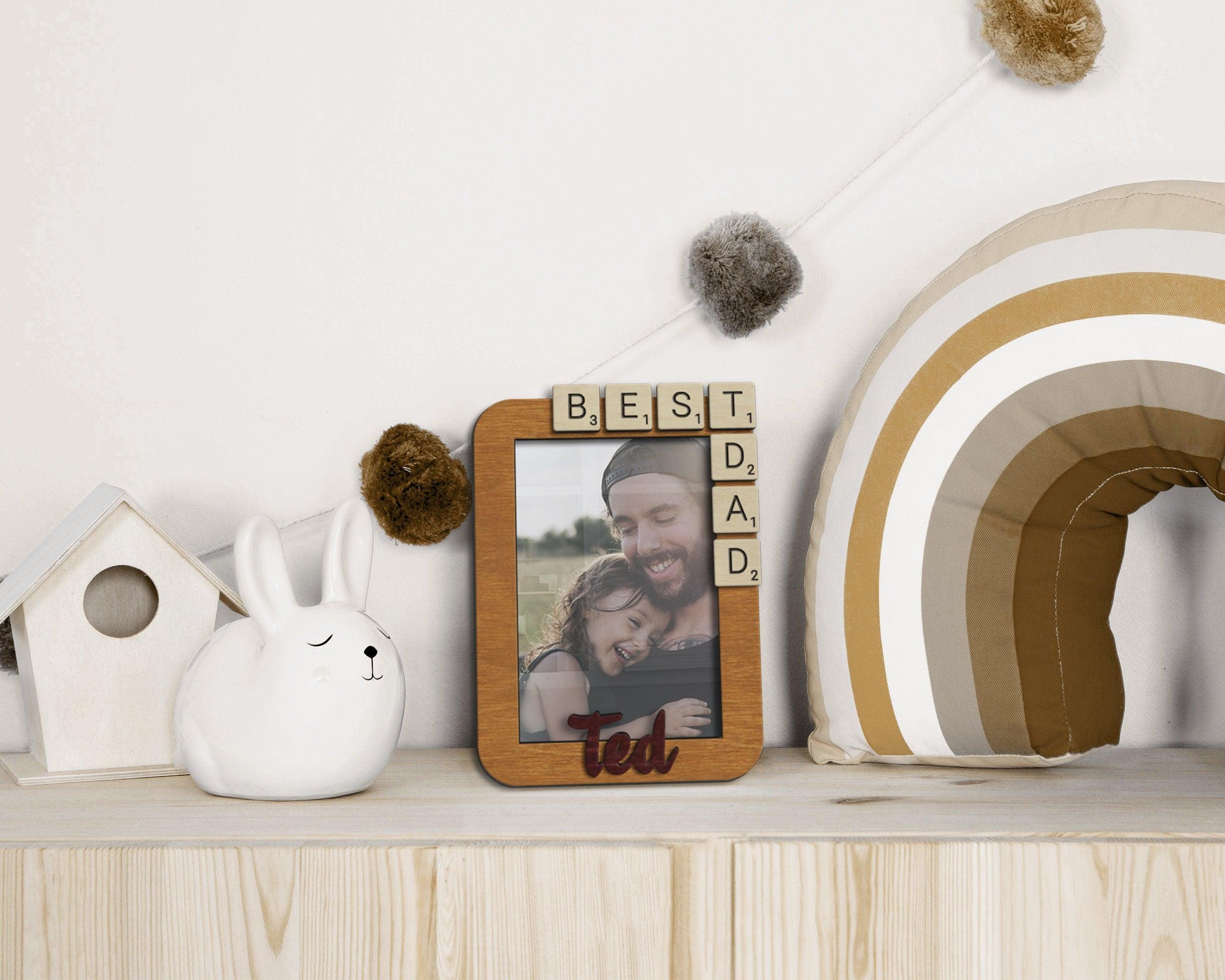 Custom 1st Father's Day gift Engraved wooden photo frame for Best dad Personalized picture frame with Unique text Gifts from Daughter or Son