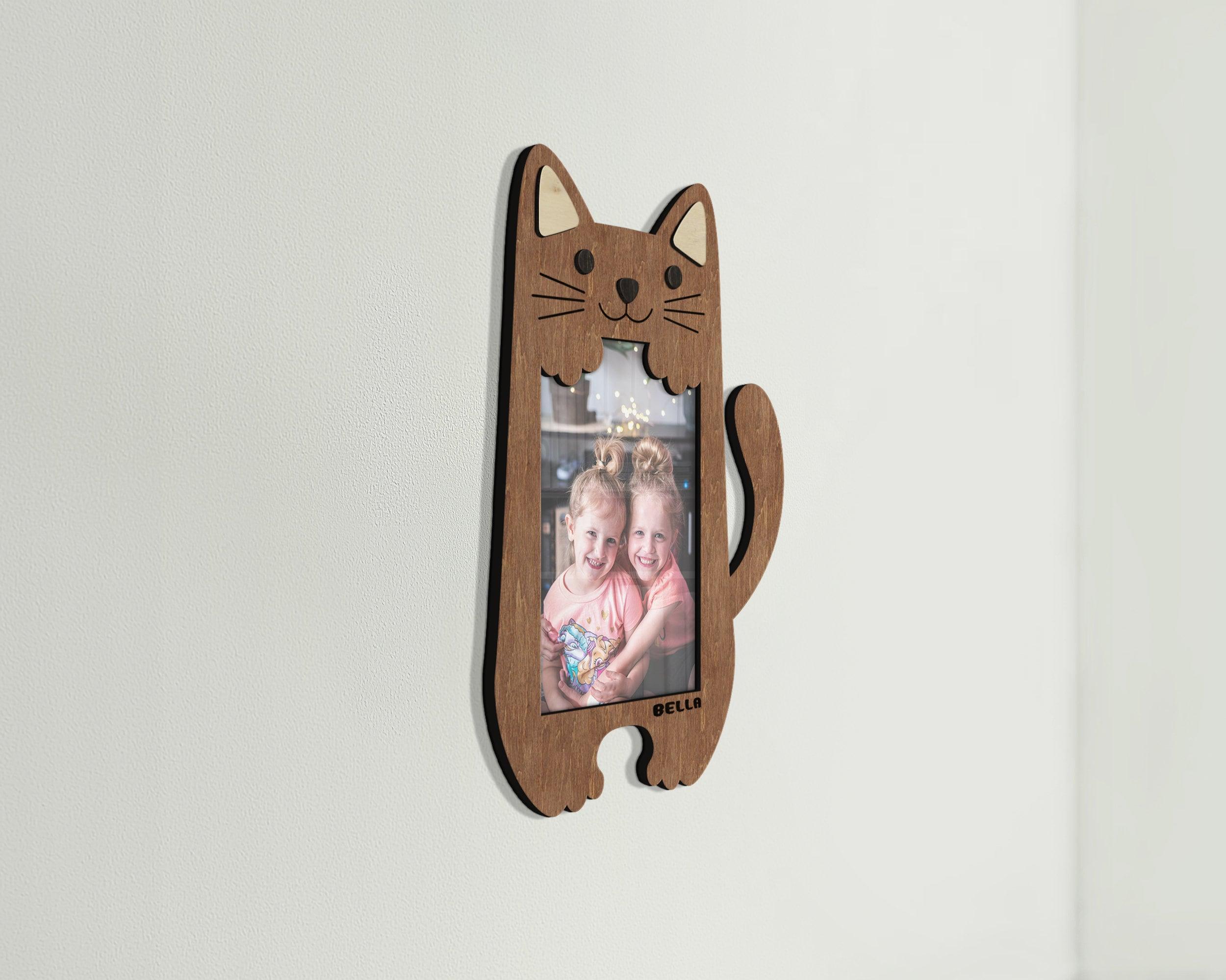 Personalized cat shaped photo frame Custom color nursery decor Wooden kids room decor Custom name birthday picture frame Small 4x6 photo - The Frame Depot