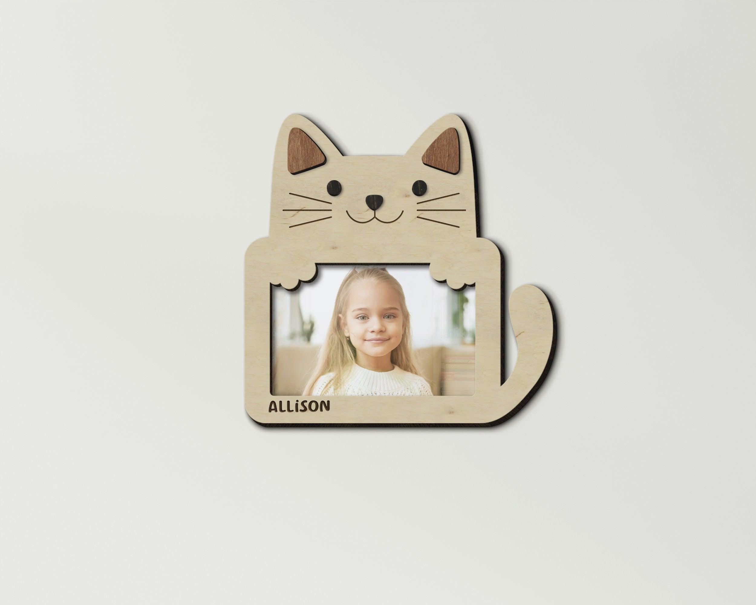 Personalized cat photo frame Custom color 4x6 photo frame Black cat decor Nursery wall decor Wooden kids room decor First birthday gift