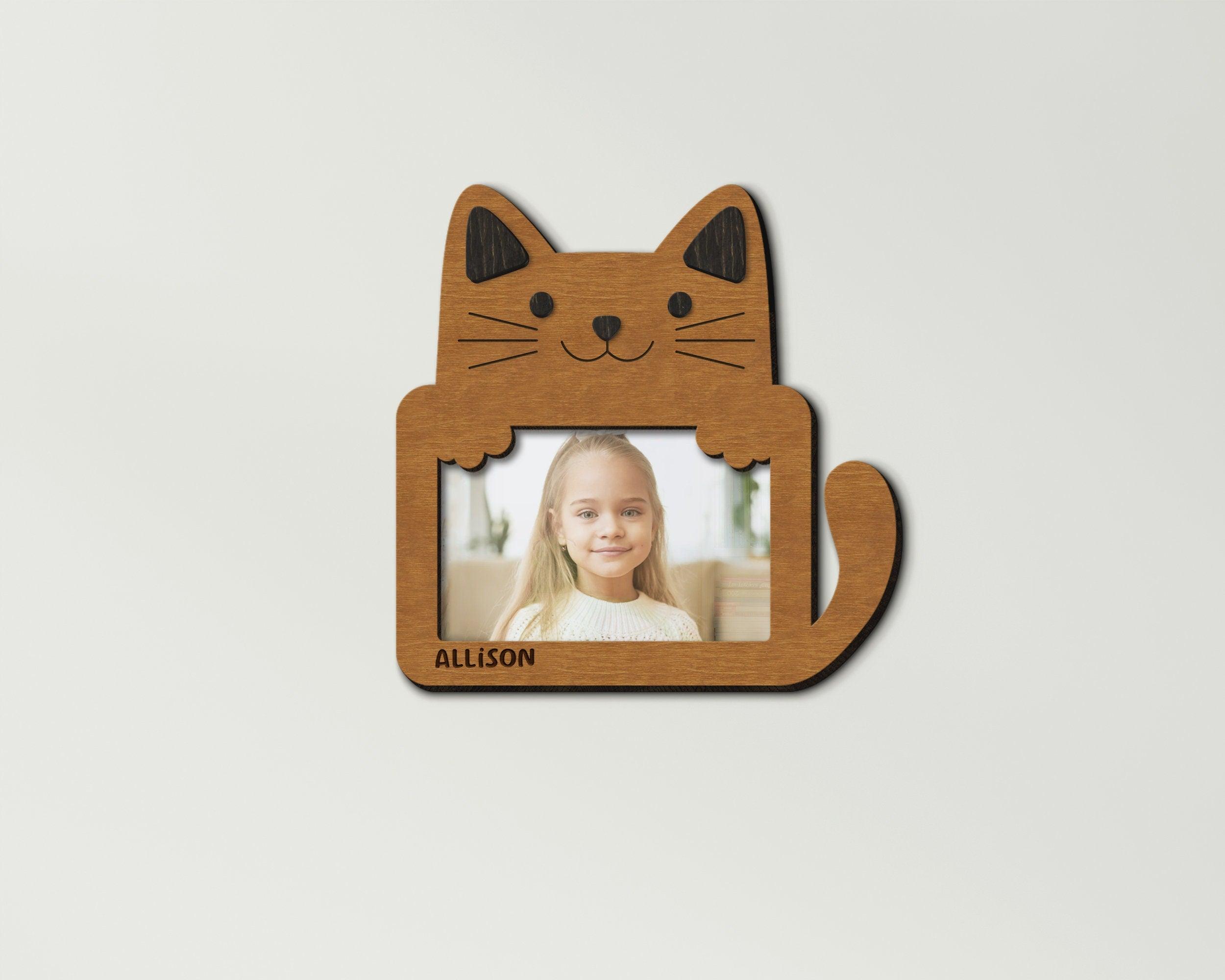 Personalized cat photo frame Custom color 4x6 photo frame Black cat decor Nursery wall decor Wooden kids room decor First birthday gift